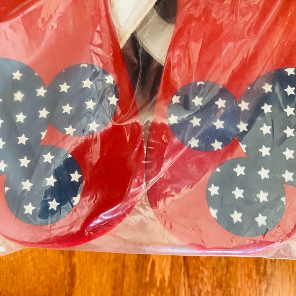 PATRIOTIC MICKEY FLIP FLOPS/TONGS - Picture 3 of 6